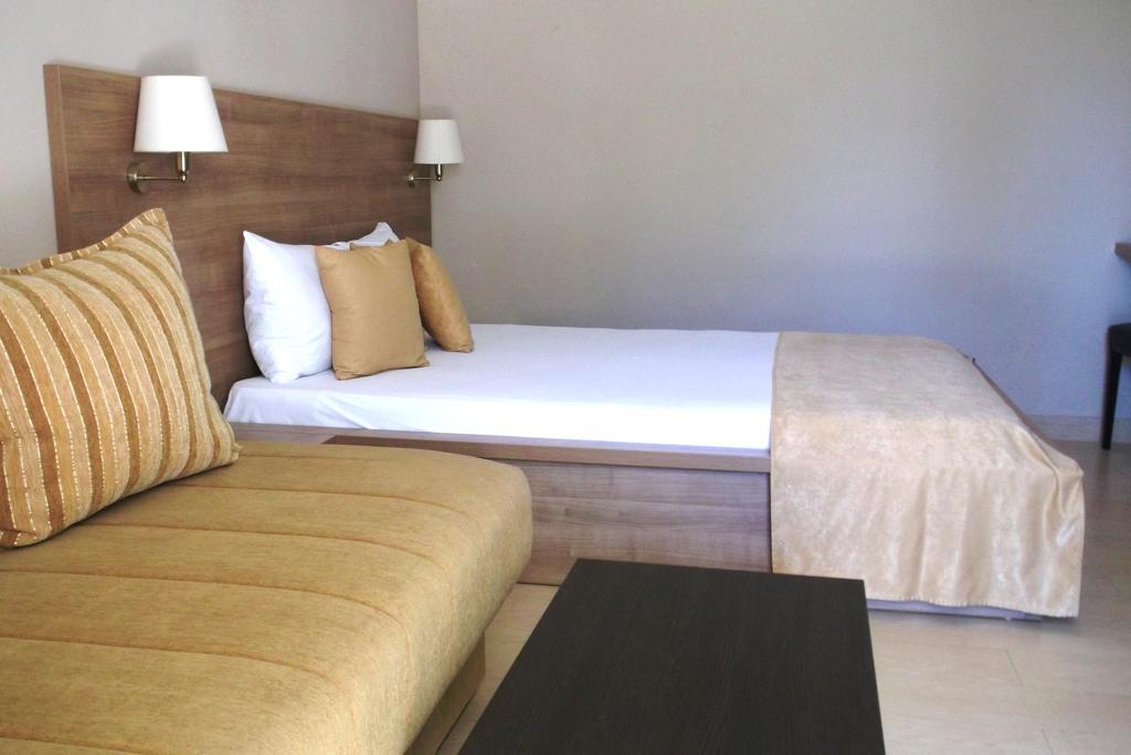 Vila V Lux Apartments Petrovac Exterior foto